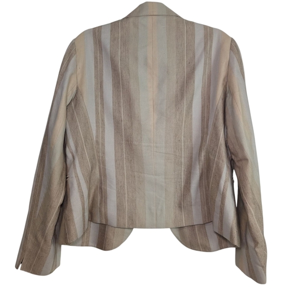 Lafayette Silk And Linen Striped Women's Blazer - Picture 3 of 8